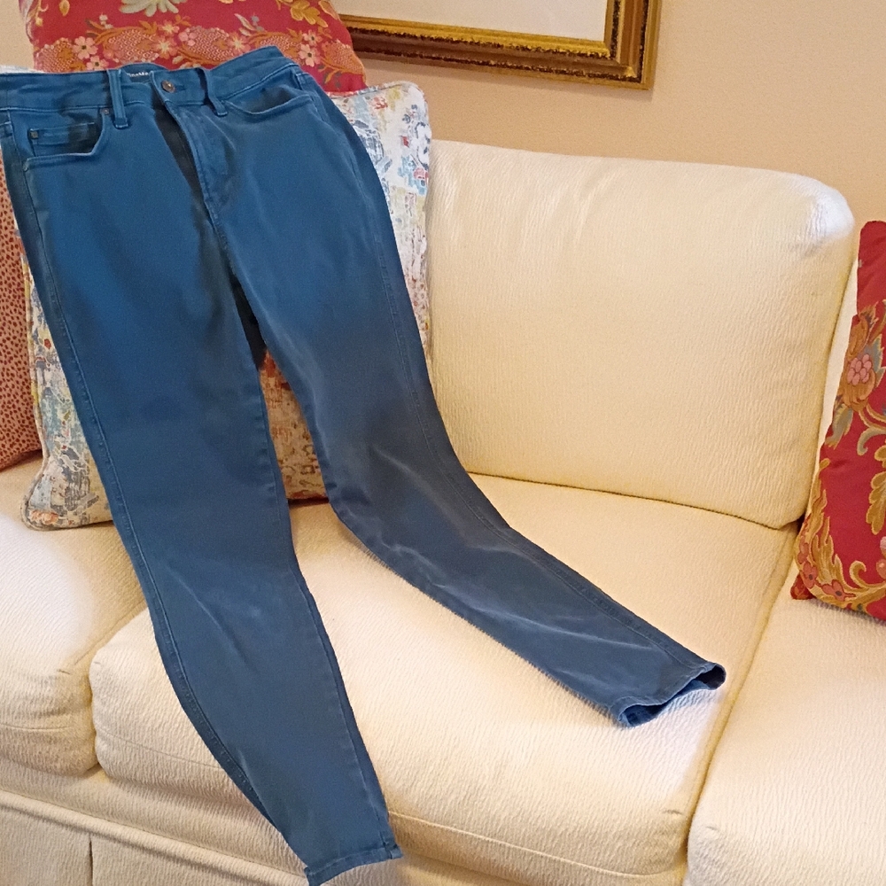 Chicos Define Me Denim Slim Leg Jeans